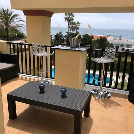 Apartment Beachfront - Sea Views - Marbella