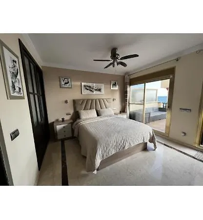 Apartment Beachfront - Sea Views - Marbella