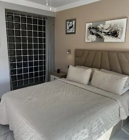 Beachfront - Sea Views - Marbella