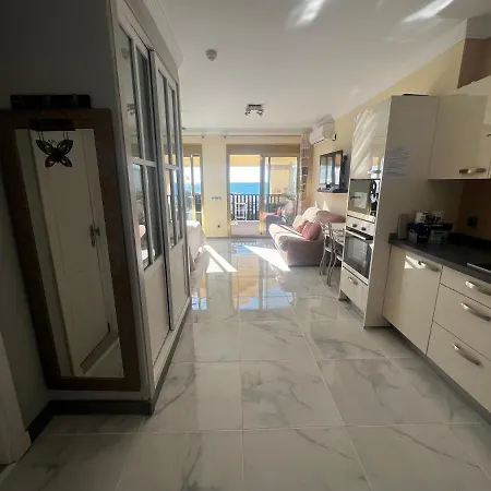 Beachfront - Sea Views - Apartment