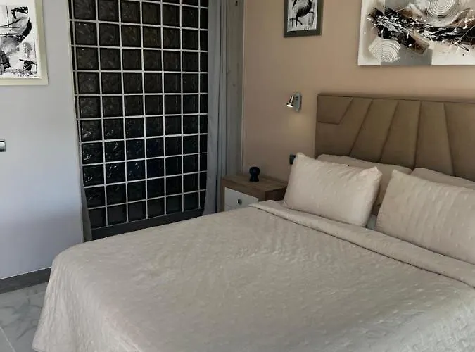 Romana Playa - Beachfront - Elviria - 公寓 马尔韦利亚